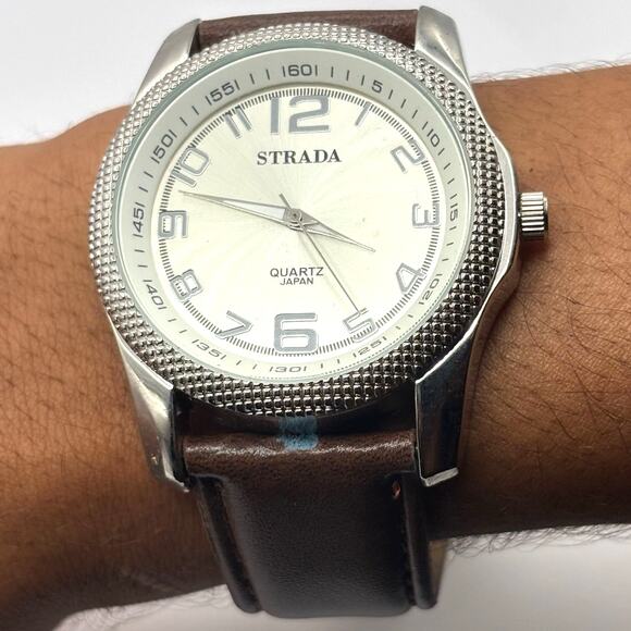Silver Strada Men's Watch - Picture 2 of 5